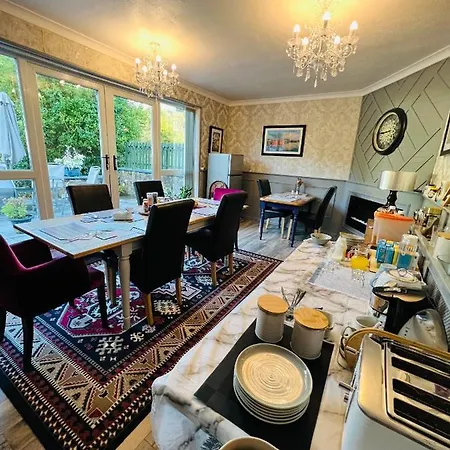 Pinebrook House Double Bed Small En-suite Beautiful Garden 3* Киллибегс