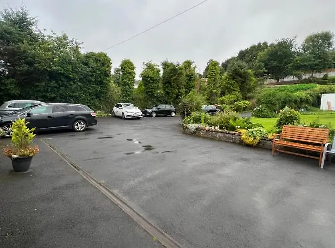 Pinebrook House Double Bed Small En-suite Beautiful Garden 3* Killybegs